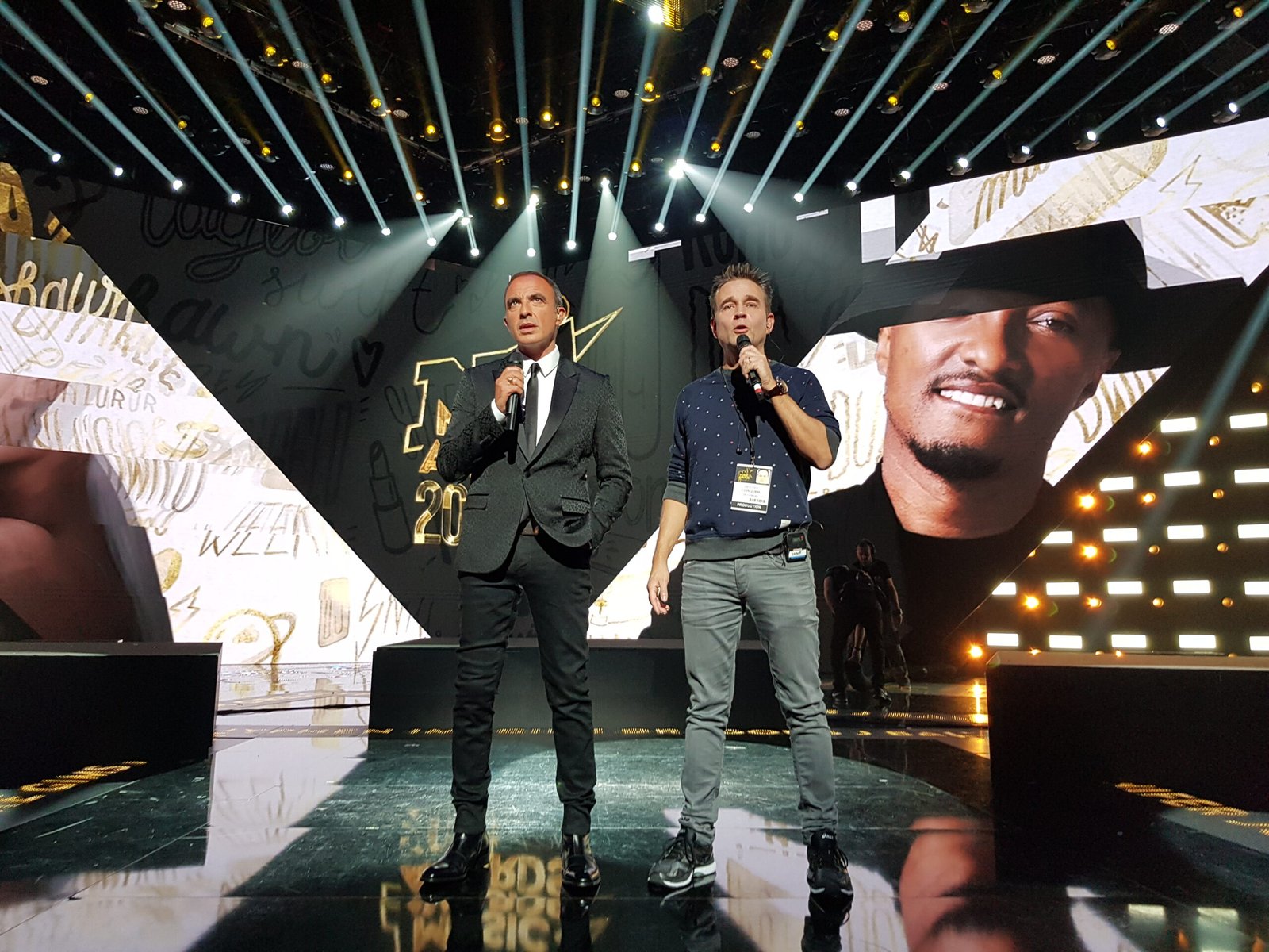 Chauffeur de Salle NRJ Music Awards avec Nikos Aliagas